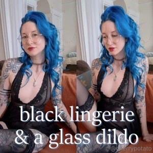 Feeling cute and so so horny i dress up in a flowy black teddy while i