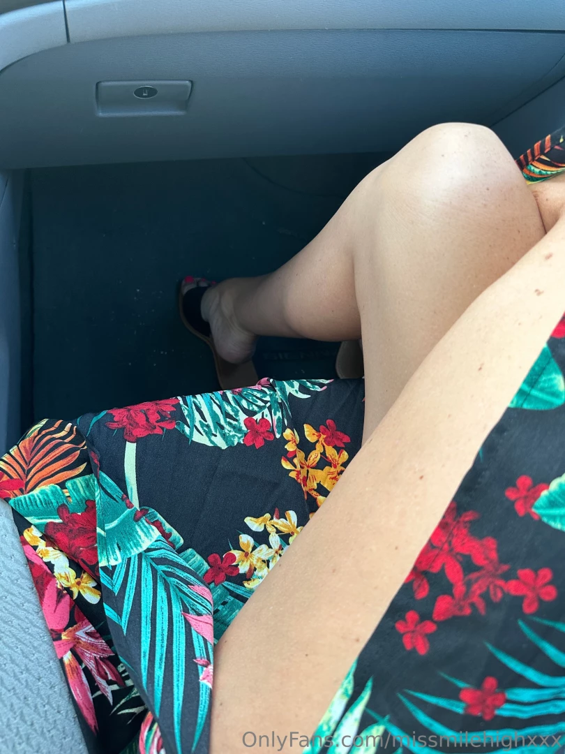 Ssshhh don t tell the driver x http onlyfans com missmilehigh2020 