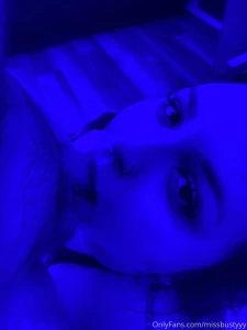 Can i look up at you like this