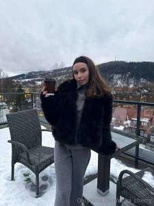 Sometimes all it takes to feel happy is to take a break grab your