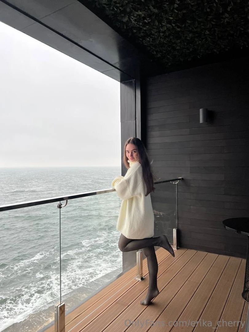 Do you like to listen to the sound of the waves of the sea 