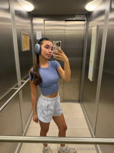 I love this elevator for good light and the opportunity to show you