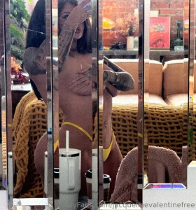 Would you like to see my boobs o