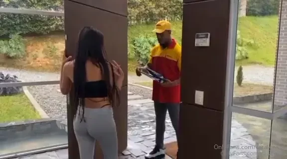 Want to see mami take every inch of a big black cock getting my tight 