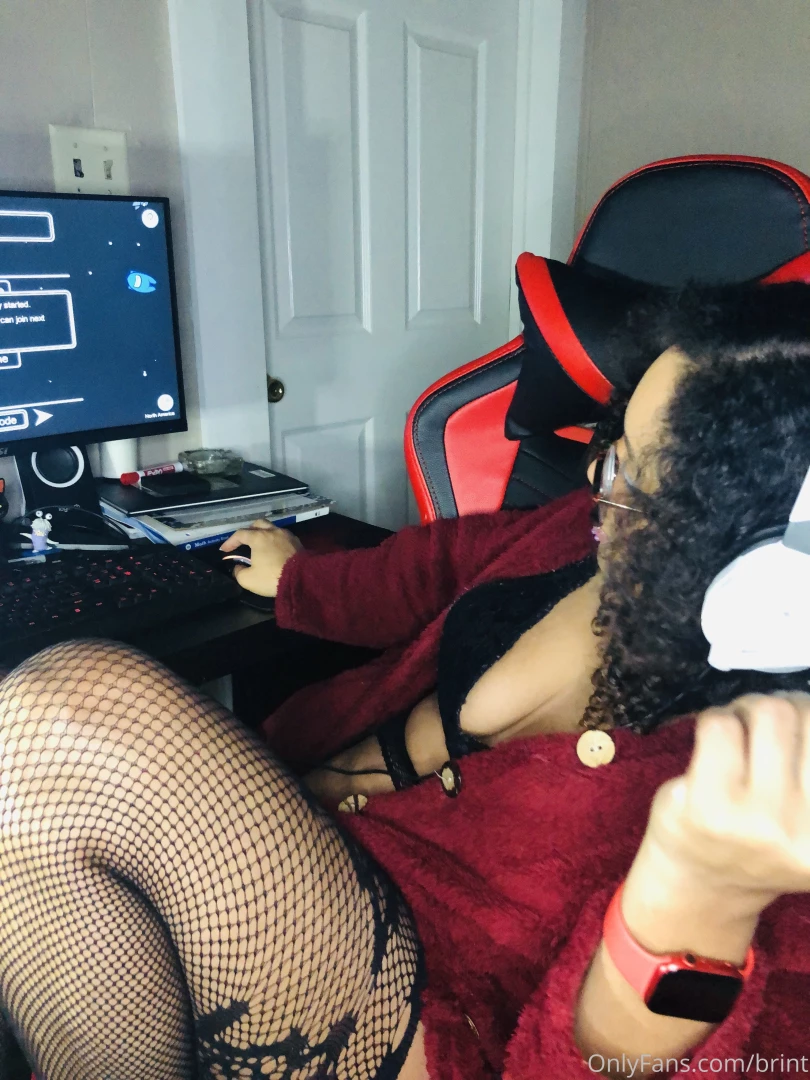 I ve been looking for a playstation camera all weekend so i can stream part 2 