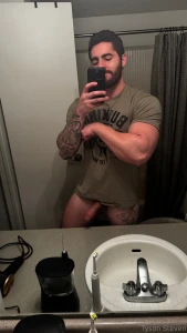 My thiccness turns me on part 4