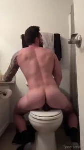 Training to be a better bottom and take big dicks longer got so horny