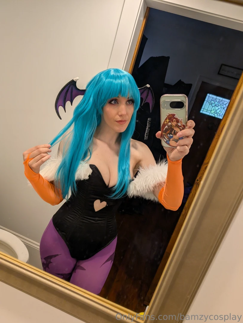 Guess who broke her phone again 