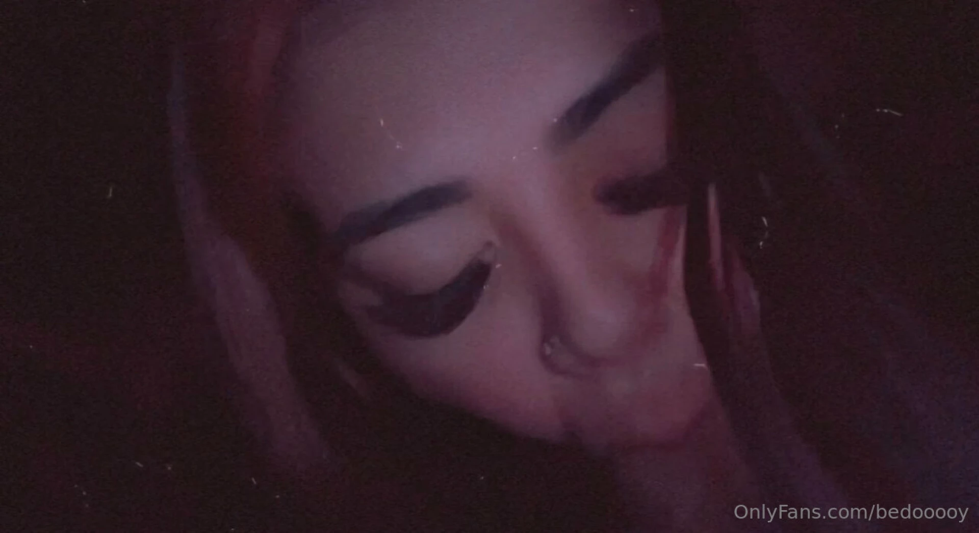 Who wants to see me gag 