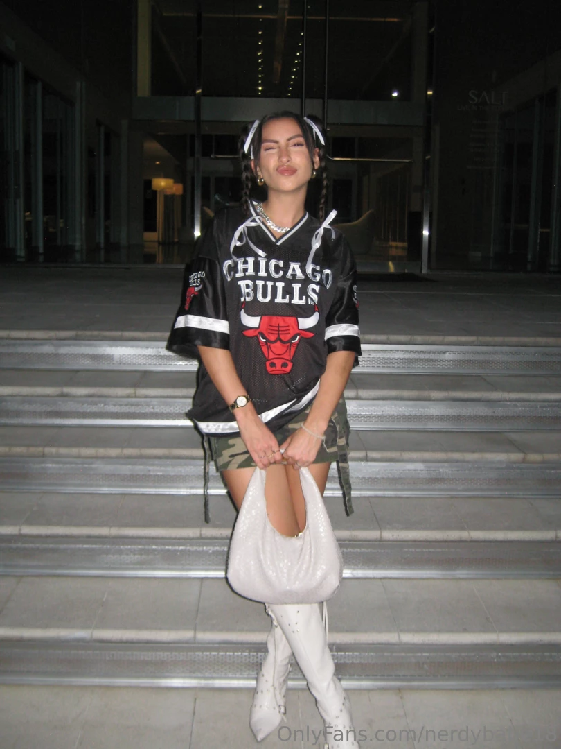 Tip 10 for a nude tip 25 for a naughty bundle tip 50 for 500 worth of part 1 