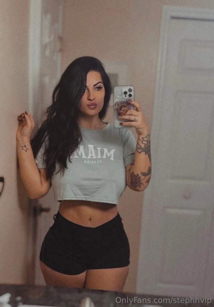 Cutie with a bodyyyy 