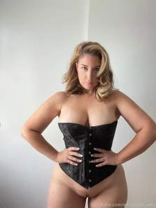 Thank you for my gift tight corset