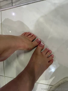 Be a good boy and kiss my feet part 2