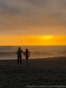 It feels like summer time sunnyandskye part 1