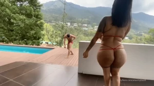 My pussy needed to be wrecked so hard so i saw the poolboy outside and
