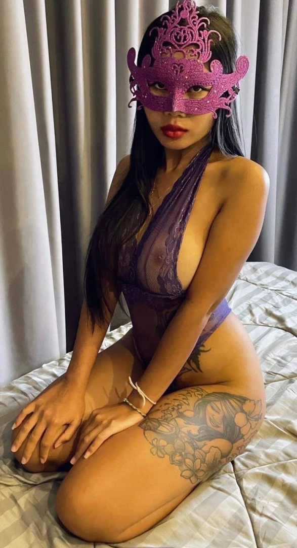 Gt female lt hot body girl lady sin thai bar girl cum and enjoy my 