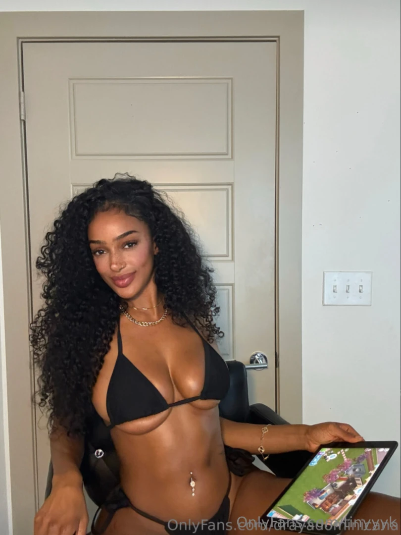 Ex reality tv model turned of slut click her below and watch her all part 7 