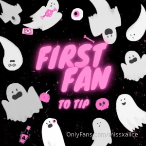 First fan to tip 10 gets my 1000 worth of content