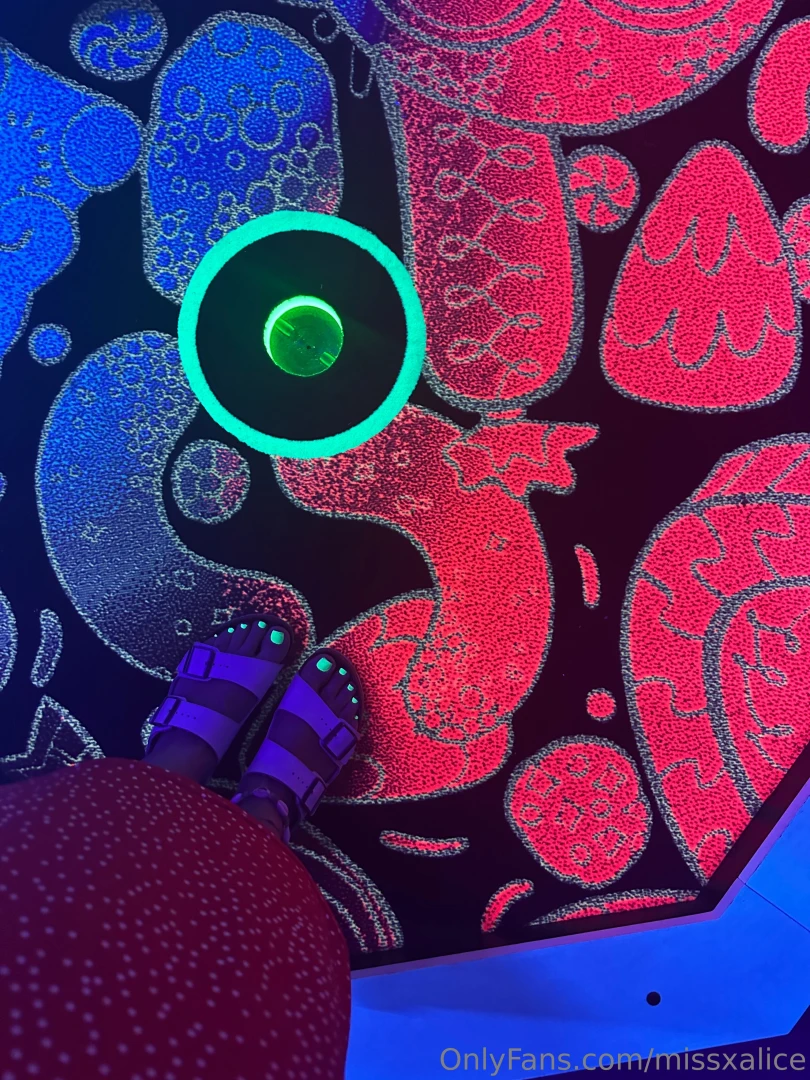 Omgggg they look so pretty here 