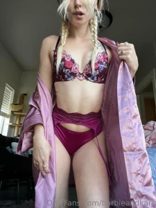 I love this new vs set i got i m planning on dying hair this color