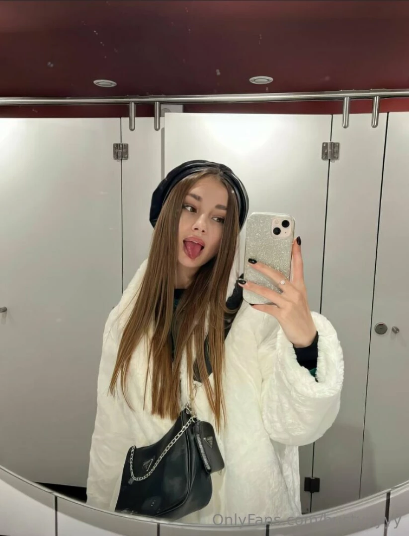 Adriana_bee gymnast with big boobs wants to be punished adriana_bee part 21 