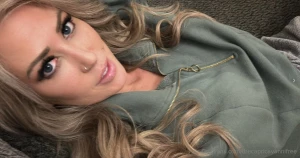 This pretty face wants to see you in my vip https onlyfans com