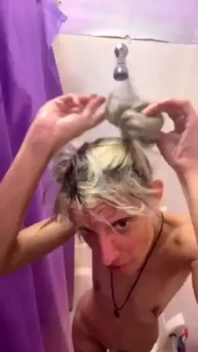 Stream started at 10 06 2024 09 06 pm shower time i ve got a special 