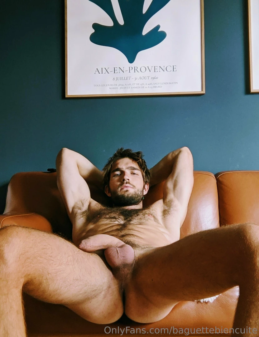 I need someone s tongue between my butt chicks 