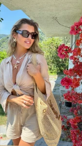 I ll spoil you with even naughtier vids exclusive voice notes and my