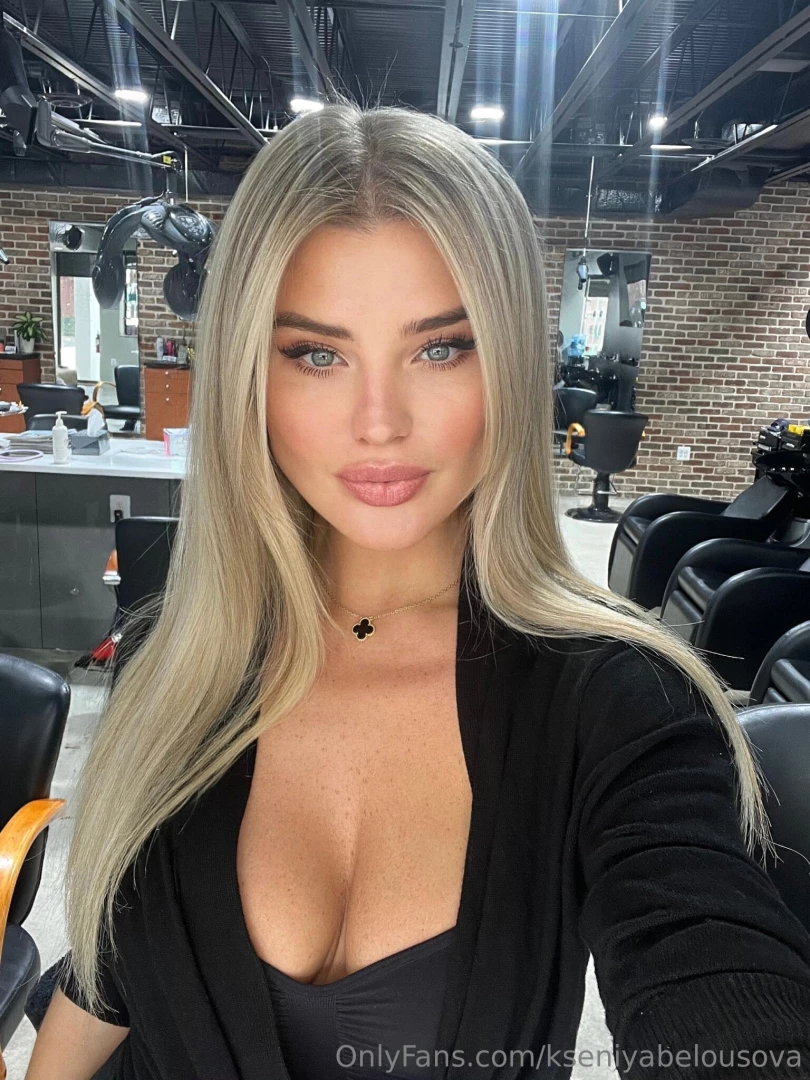 Blondes or brunettes bello 