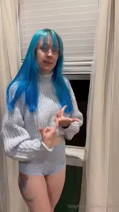 The windows are open what if the neighbors hear us risky sex but fuck 
