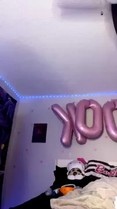 I m going live tonight at 11 pm est 