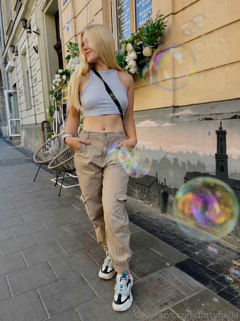 I didn t plan to shoot today but i found this spot - bubbles in the part 1 