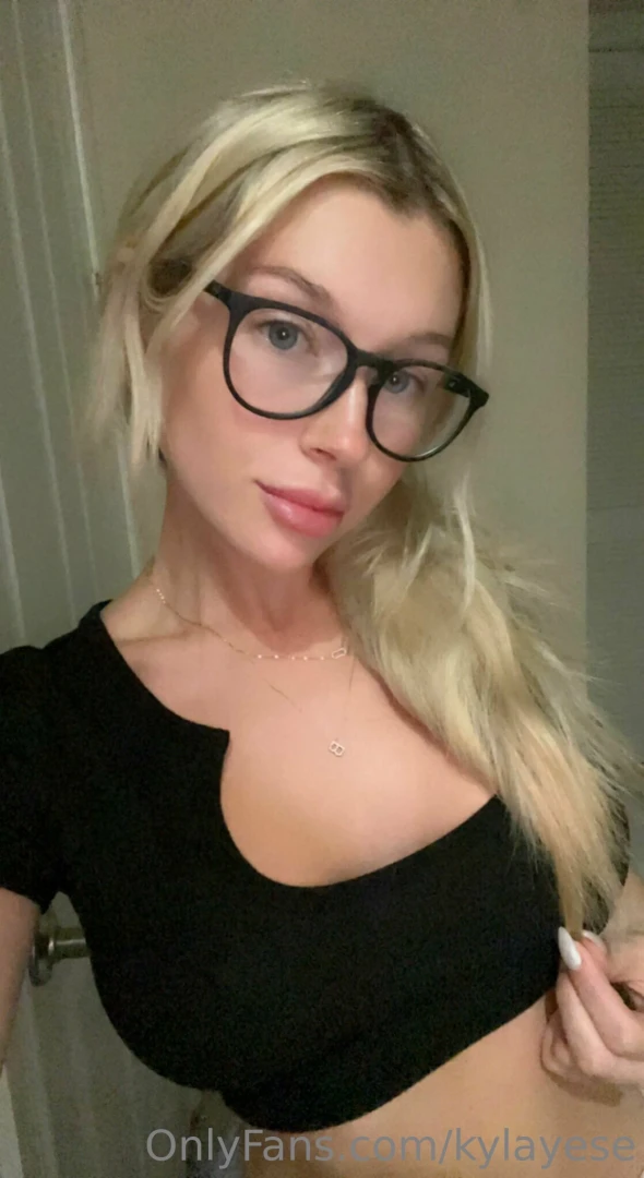 Okay be honest cos im 2nd guessing myself and need help nbsp do i look 