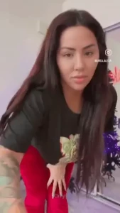 Last call selling panties for 200 and they will come with a free