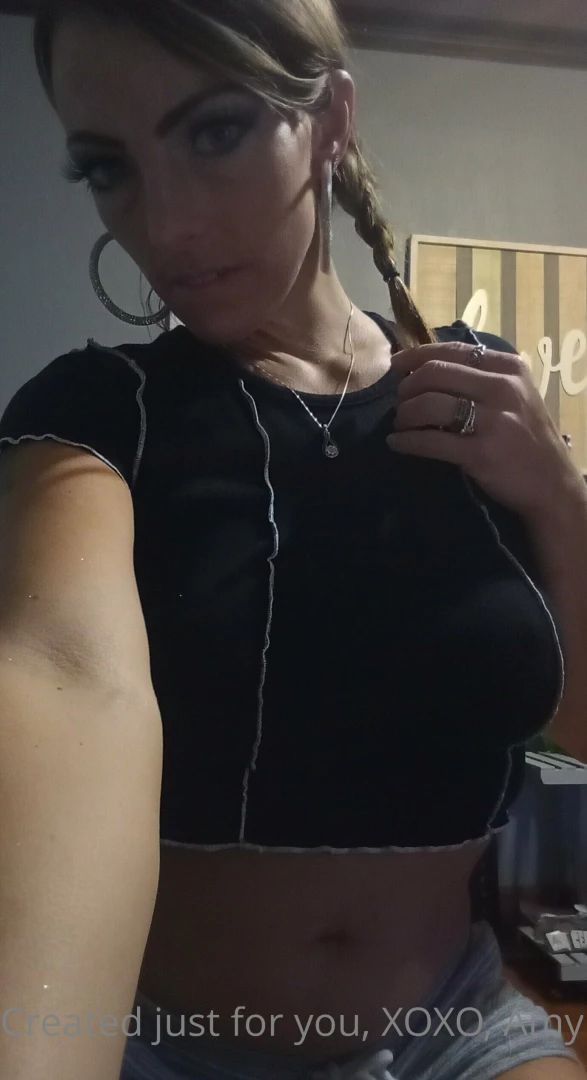 Fucking horny af right now code red alert this kitty wants to squirt part 1 