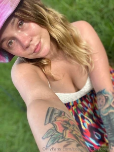 Thank you for being subscribed for free you get a free dick rate when