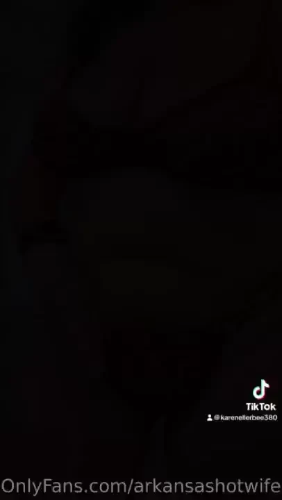 If this gets 5 in tips i ll post an exclusive naughty pic for 20 who s 