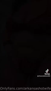 If this gets 5 in tips i ll post an exclusive naughty pic for 20 who s