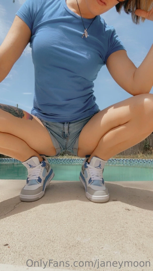 The pics i got before my phone died wanna see me get more pics with part 7 