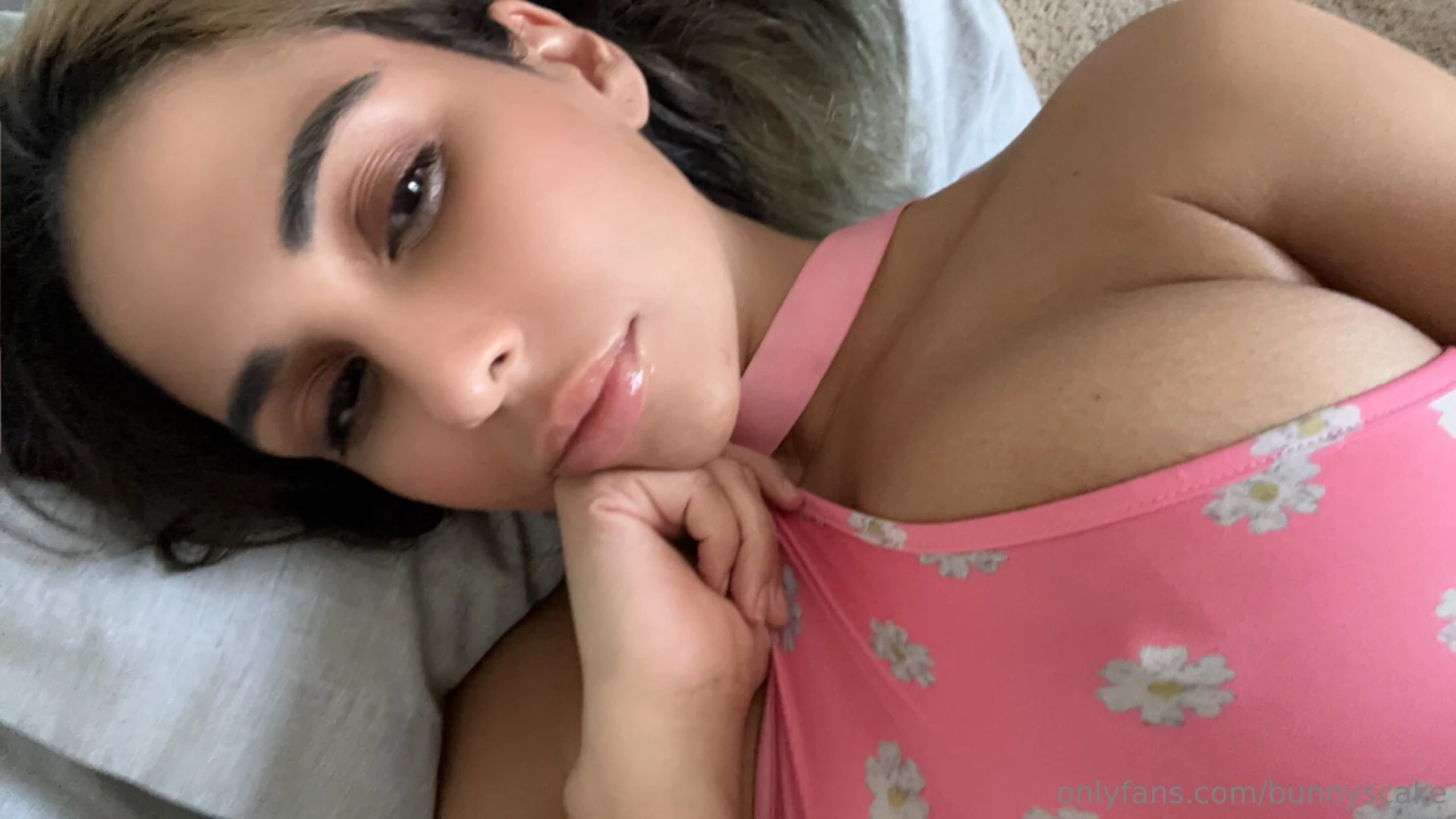 What s crazy is i started the stream without pasties n that s what my 