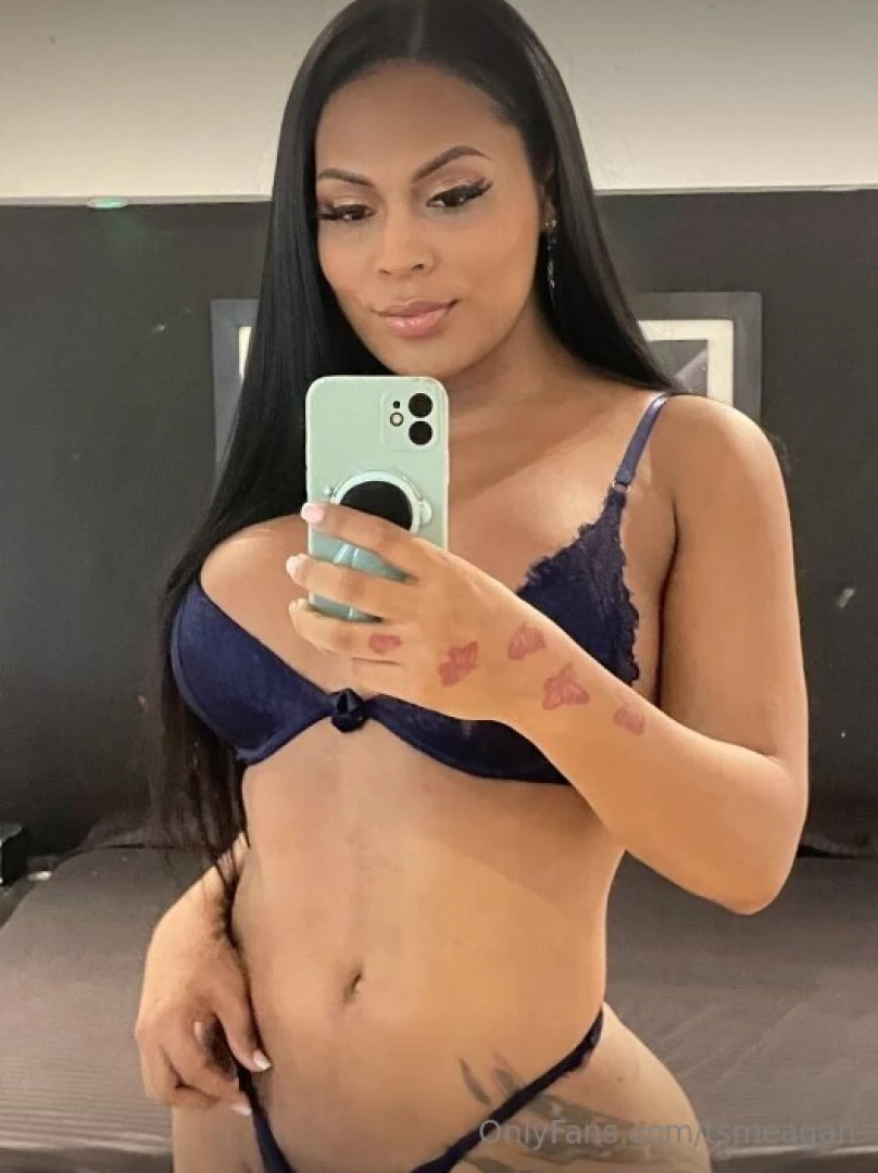 This is how i started with a hot selfie with my legs spread i ended up 