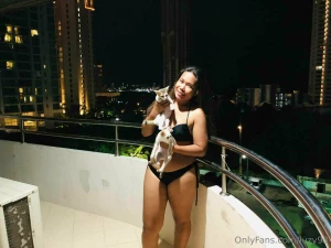 Bikini babe part 7