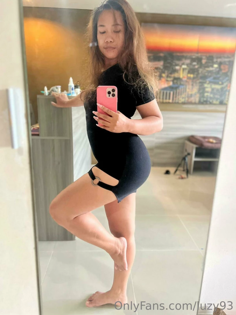 Yesterday before going out do i look sexy in this dress thanks for part 1 