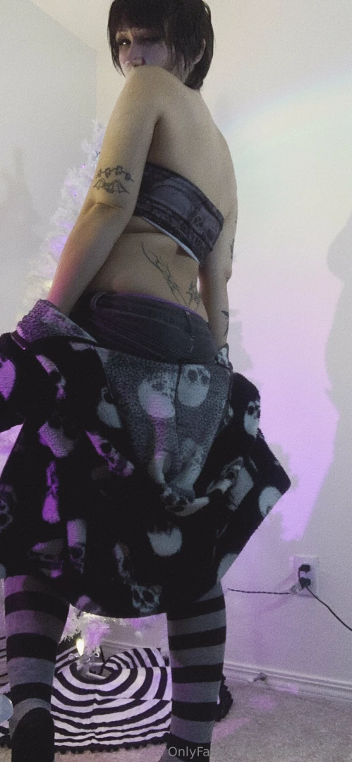 I like this outfit cute but sexy cozyyyy part 3 