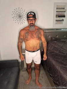 If you like your men muscular dominant and unapologetically open you part 1