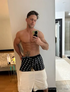 Think this tease is hot imagine what i ll do just for you tell me your