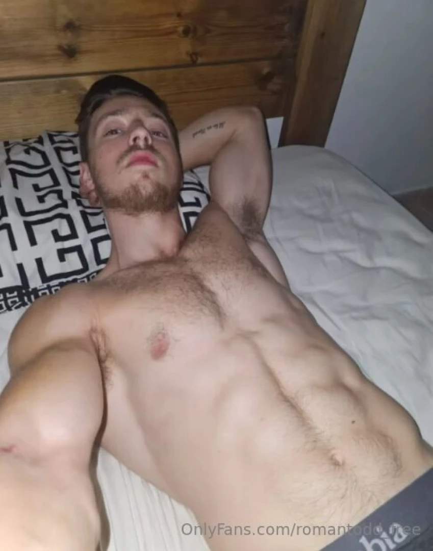 Check out my hot friend dor dorklein_free he just started a free page 