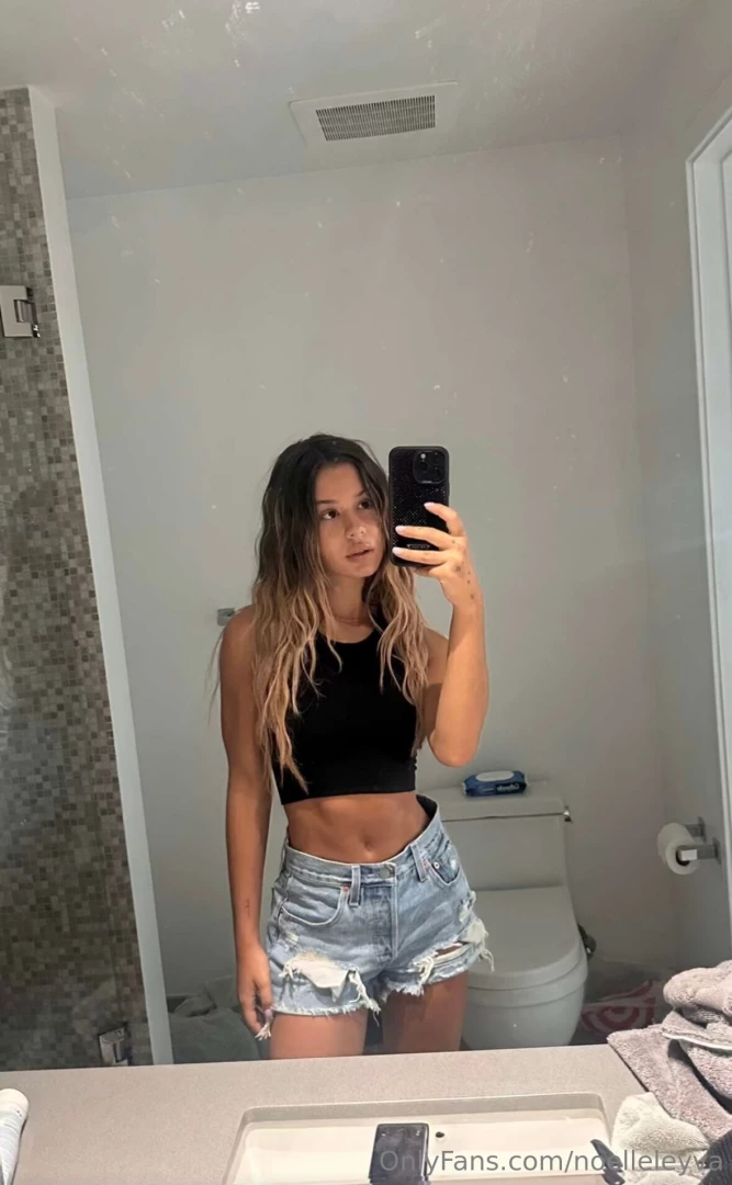 Miami looks good on me part 2 