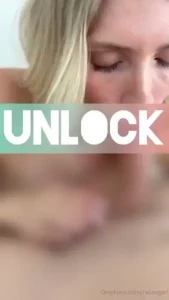 Pov blowjob i suck his cock and he cums aalllll over my tits